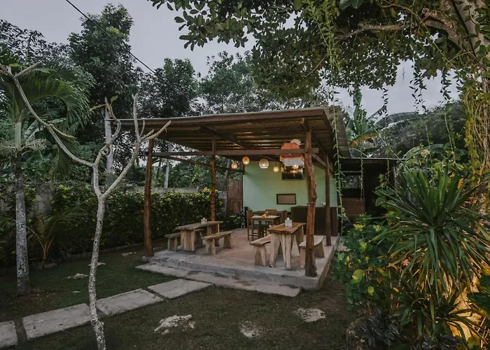 Nerima Hut * Nusa Lembongan